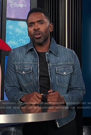 Justin’s denim jacket on E! News