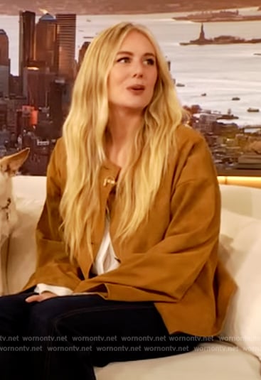 Justine Lupe’s mustard jacket on The Drew Barrymore Show