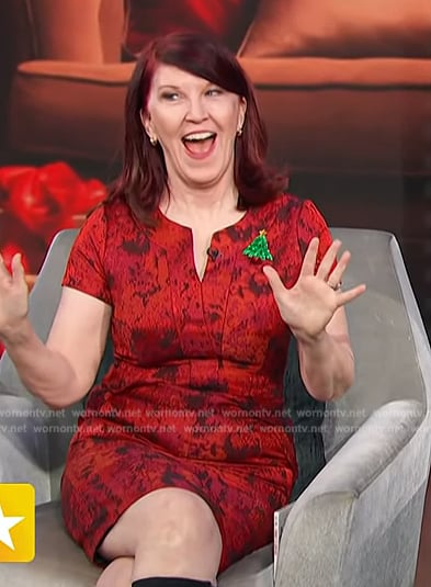 Kate Flannery’s red floral print dress on Access Hollywood