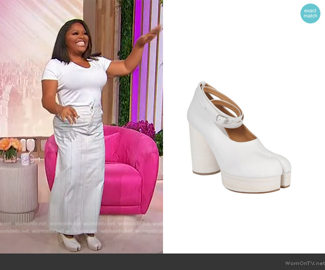 Maison Margiela Tabi white smooth leather pumps worn by Sherri Shepherd on Sherri