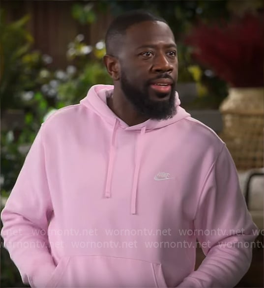 Malcolm's pink hoodie on The Neighborhood