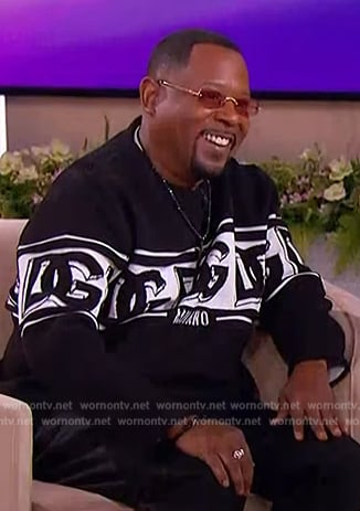 Martin Lawrence’s black logo sweater on The Jennifer Hudson Show