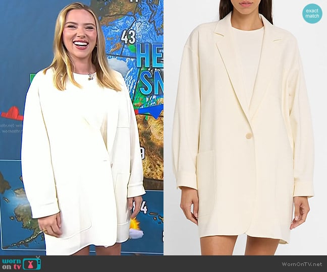 Max Mara Orlaya Oversized Single-Breasted Blazer worn by Scarlett Johansson on Today