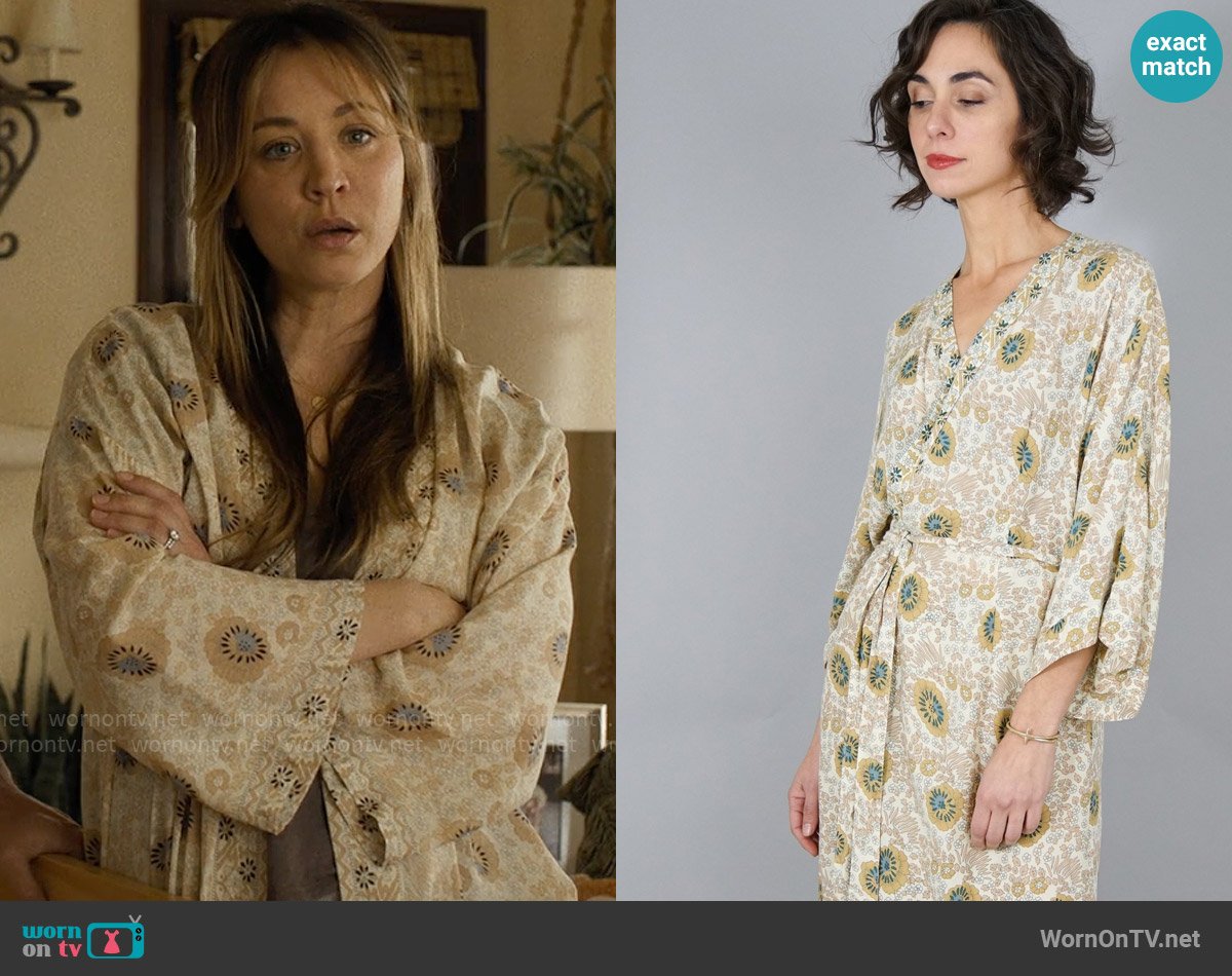 Natalie Martin Vintage Flowers Sand Robe worn by Ava Bartlett (Kaley Cuoco) on Based on a True Story