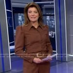 Norah’s brown shirt and flare pants on CBS Evening News