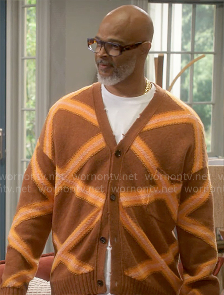 Poppa's brown and orange crossed stripes cardigan on Poppas House