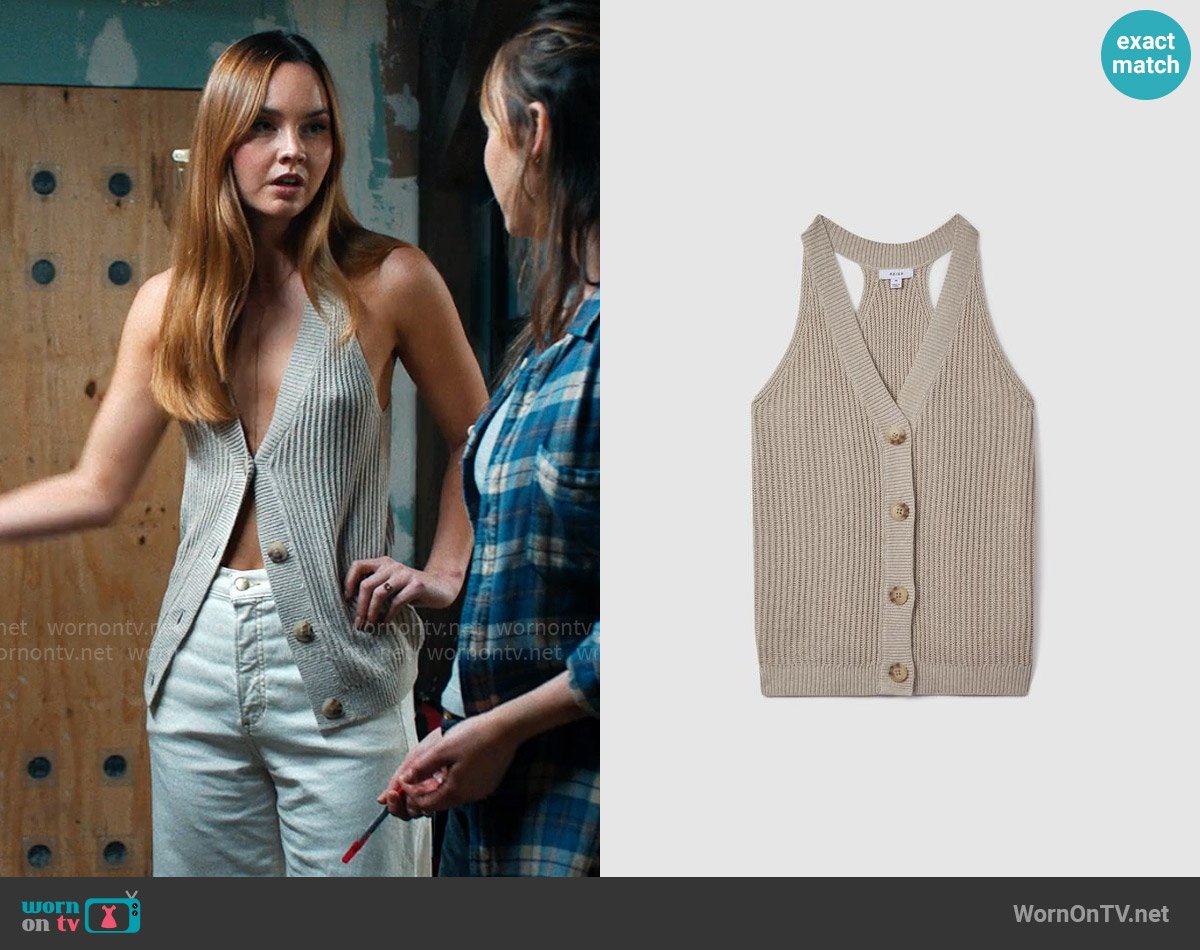 Reiss Sinead Knitted Vest worn by Tory Thompson (Liana Liberato) on Based on a True Story