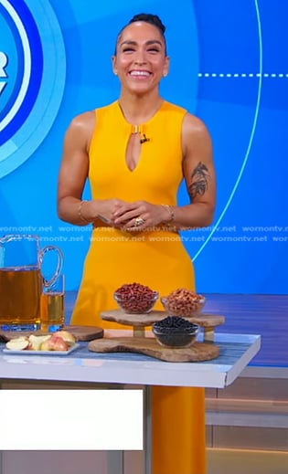 Robin Arzon's yellow keyhole dress on Good Morning America