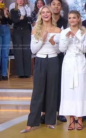 Rylee Arnold’s grey folded waist pants on Good Morning America