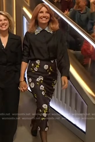 Sharon Horgan’s black floral print skirt on The Drew Barrymore Show