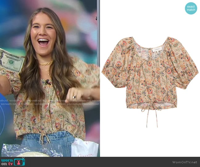 The Great Provence Top in Peach Paisley Floral worn by Caroline Chambers on Good Morning America