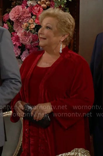 Traci’s red velvet kimono jacket on The Young and the Restless