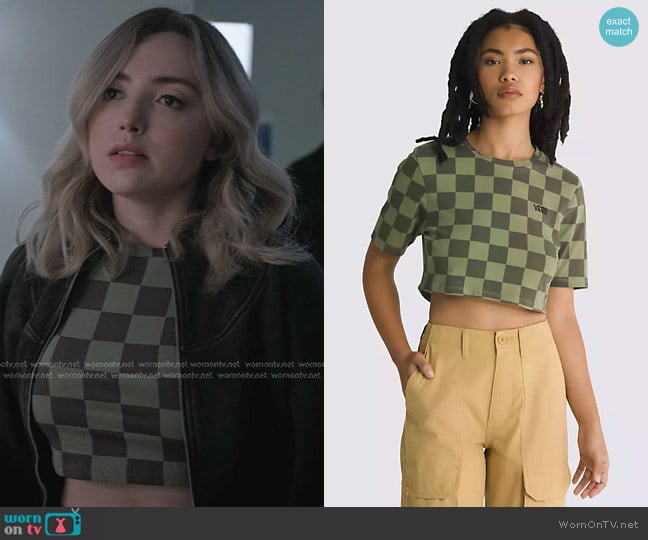 Vans Check Crew Crop T-Shirt in Olivine worn by Tory Nichols (Peyton List) on Cobra Kai