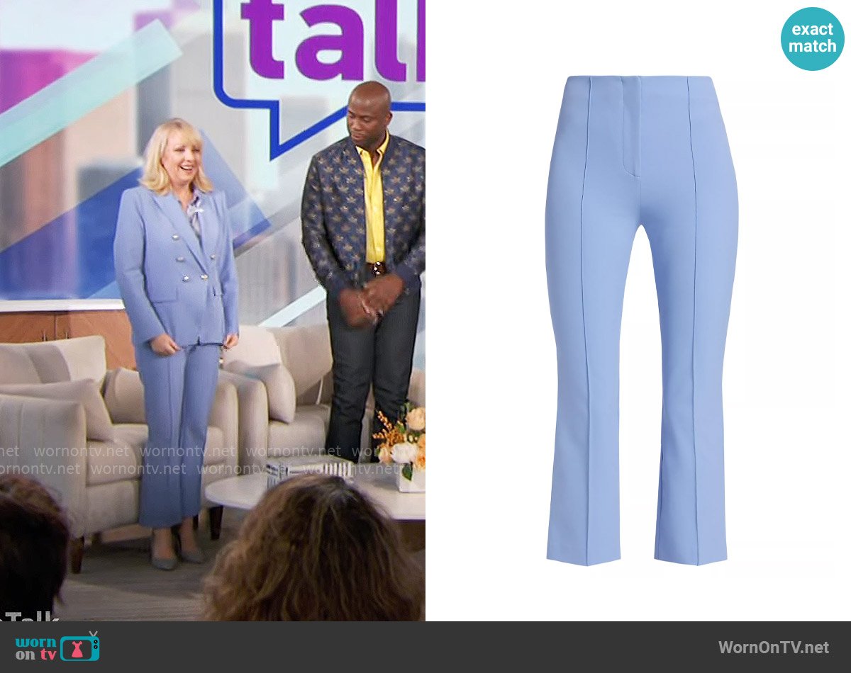 Veronica Beard Jaya Pants in Hydrangea worn by Wendi McLendon-Covey on The Talk