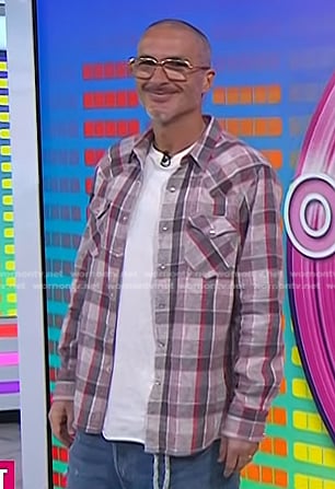 Zane Lowe's pink plaid shirt on Today