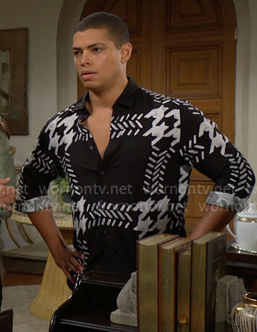 Zende’s houndstooth print shirt on The Bold and the Beautiful