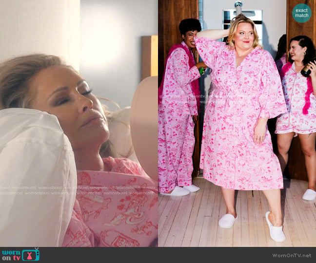 Print Fresh x Sean Taylor Girls' Trip Toile Robe in Rose worn by Kathy Hilton on The Real Housewives of Beverly Hills