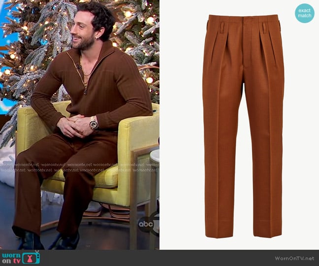 Giuliva Heritage Gustavo Trousers in Wool Drill worn by Aaron Taylor-Johnson on Good Morning America