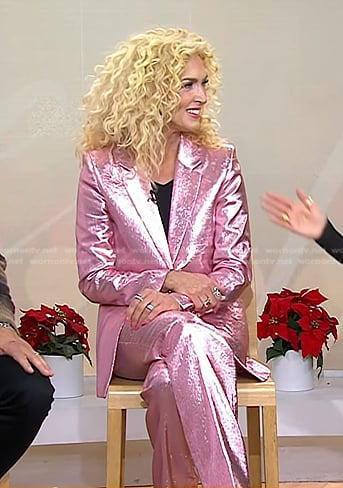 Kimberly Schlapman's pink metallic suit on Today