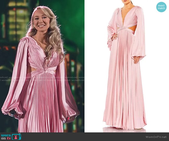 Christina Eagle’s pink pleated dress on The Voice