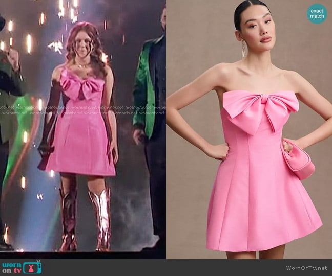 Sydney Sterlace’s pink bow strapless mini dress on The Voice