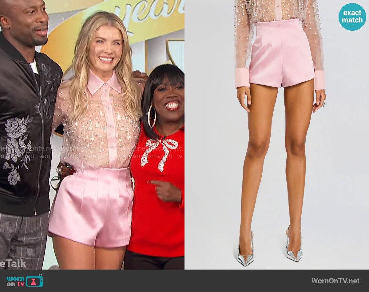 Amanda’s pink satin shorts on The Talk