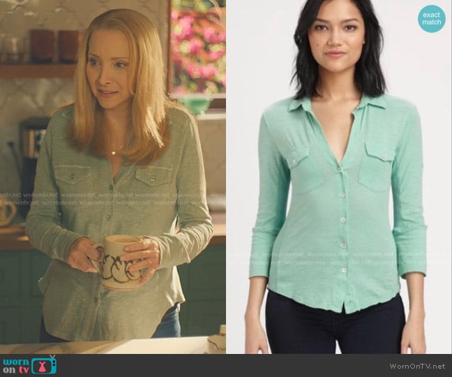 James Perse Sheer Slub Side Panel Shirt worn by Lydia Morgan (Lisa Kudrow) on No Good Deed