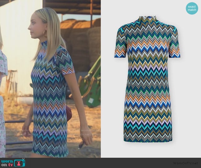 Missoni Short-sleeved mini-dress in zig zag viscose worn by Nicole Richie on Paris and Nicole The Encore