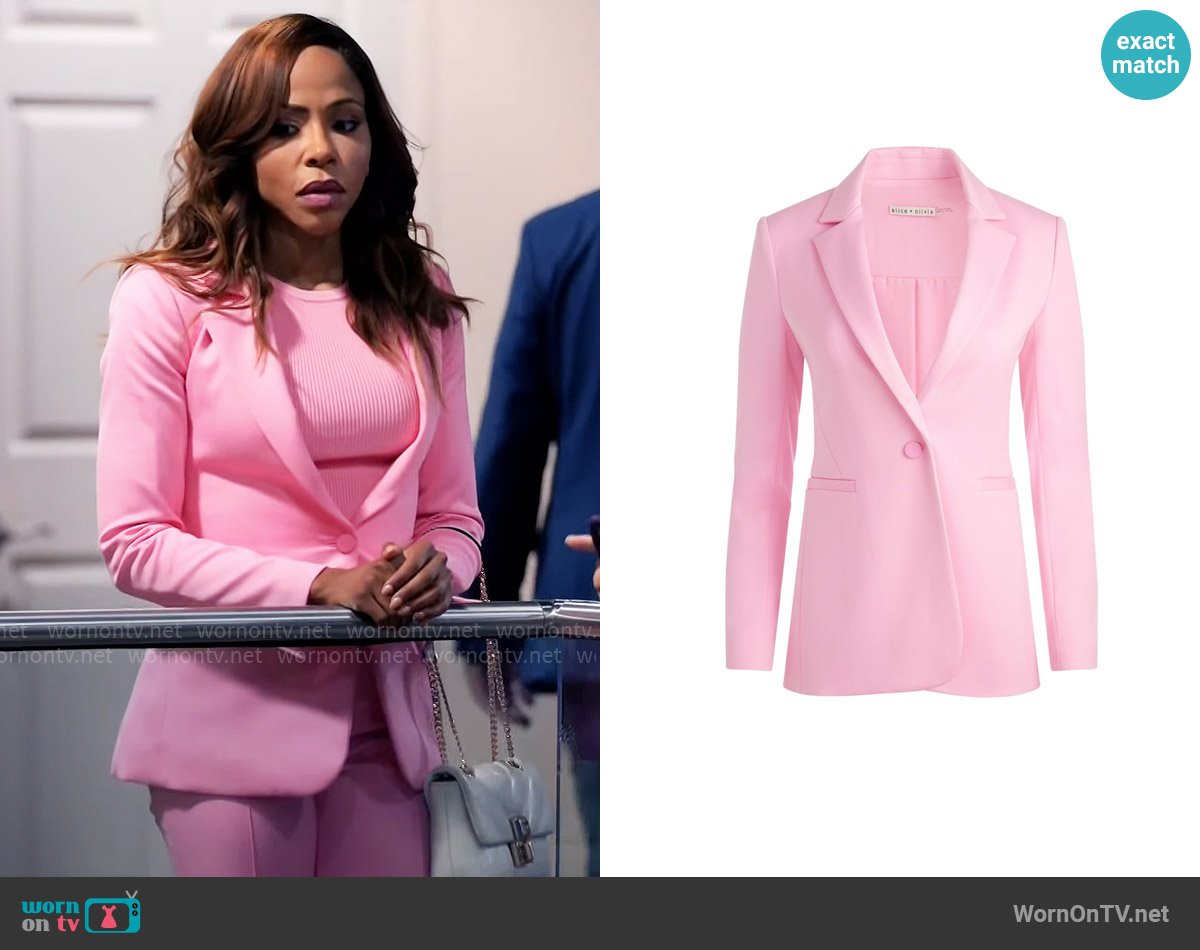 Andi’s pink blazer on Tyler Perrys Sistas