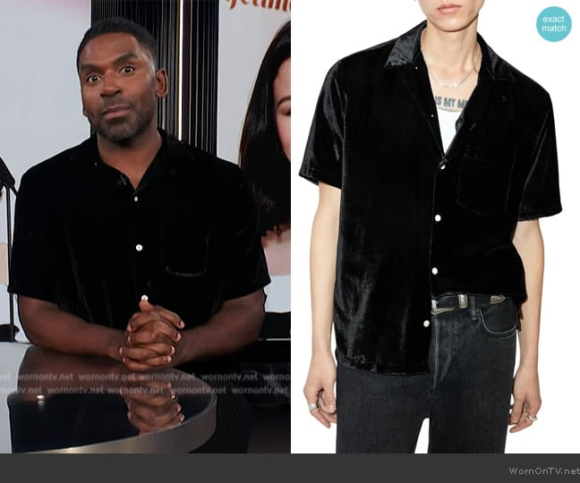 All Saints Runa Relaxed Fit Velveteen Short Sleeve Button-Up Shirt worn by Justin Sylvester on E! News