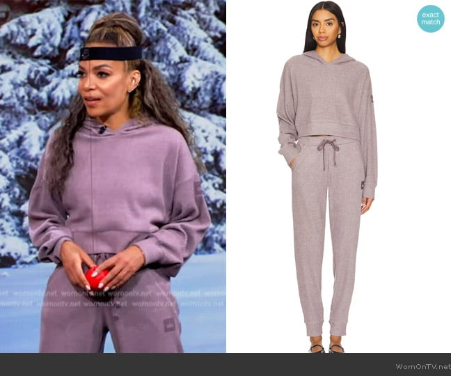 Alo Muse Hoodie worn by Sunny Hostin on The View