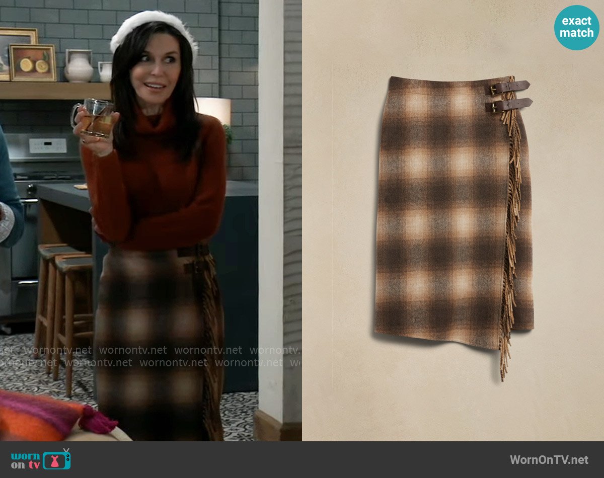 Banana Republic Stella Blanket Skirt worn by Anna Devane (Finola Hughes) on General Hospital