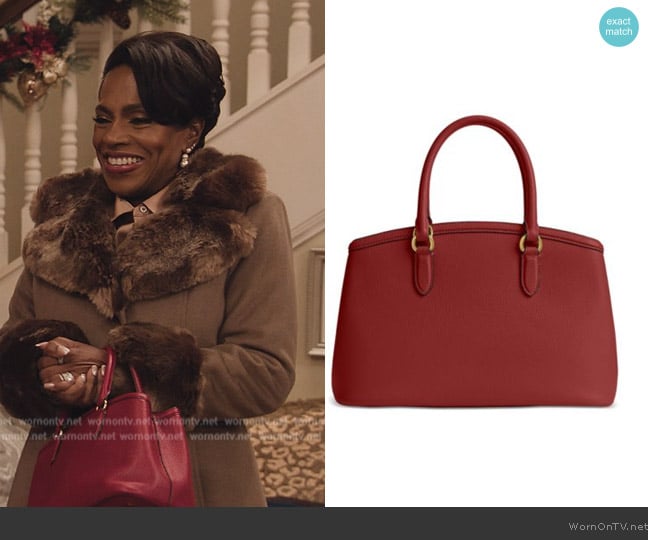 Barbara’s red leather bag on Abbott Elementary