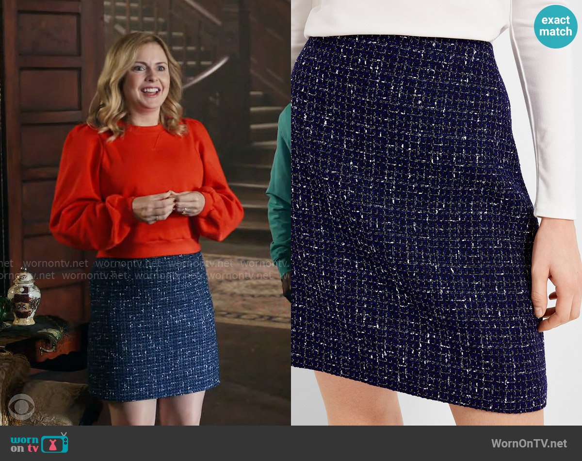 Contemporaine at Simons Dark blue tweed skirt worn by Sam (Rose McIver) on Ghosts