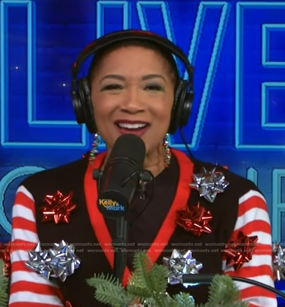 Deja Vu's ugly Christmas sweater on Live with Kelly and Mark