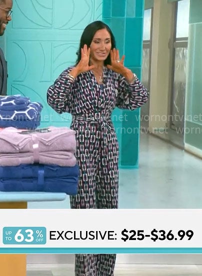 Elizabeth Werner's chain print jumpsuit on CBS Mornings