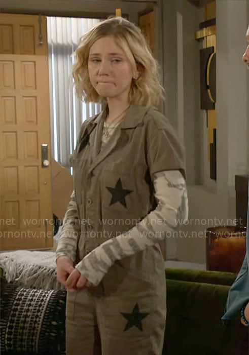 Lucy’s green star print jumpsuit on The Young and the Restless