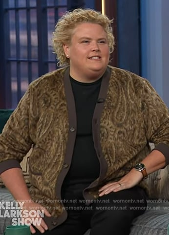 Fortune Feimster’s brown paisley cardigan on The Kelly Clarkson Show