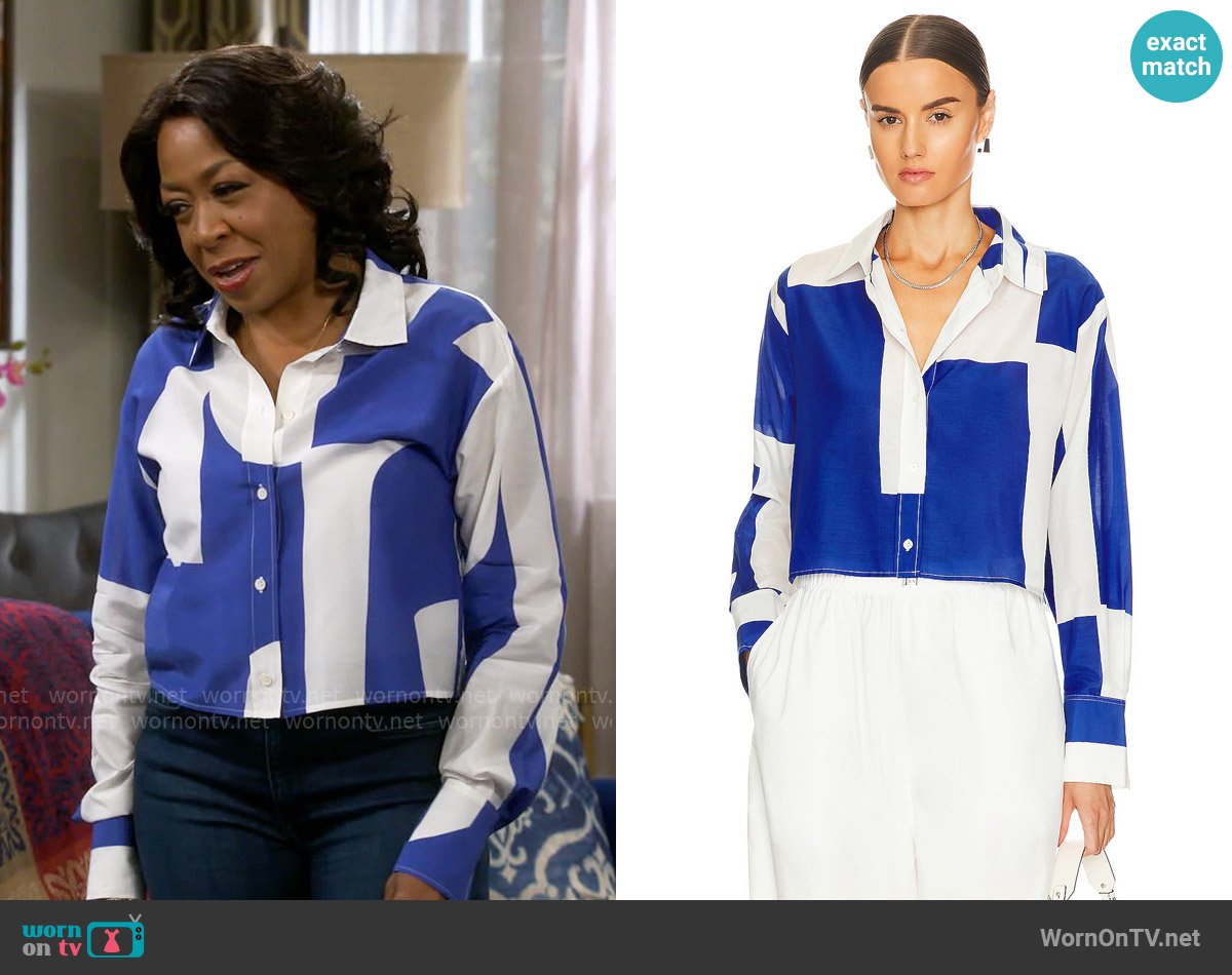 Frame The Cropped Oversized Shirt in Ultramarine Multi worn by Tina Butler (Tichina Arnold) on The Neighborhood