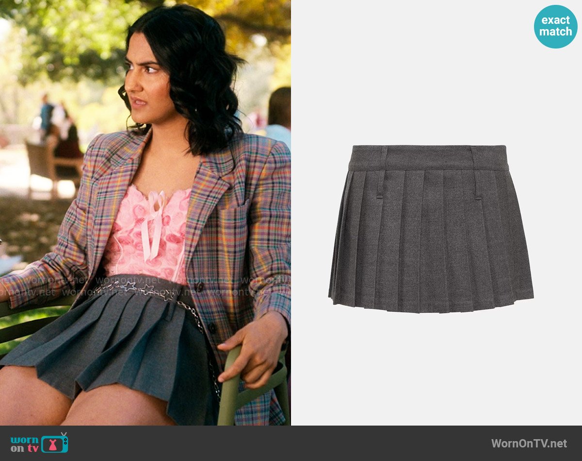 Frankie Shop Blake Pleated Skirt worn by Bela Malhotra (Amrit Kaur) on The Sex Lives of College Girls