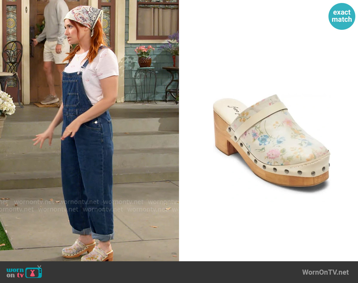 Free People Calabasas Floral Clogs worn by Gemma (Beth Behrs) on The Neighborhood