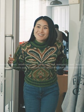 Gia's green print sweater on Elsbeth