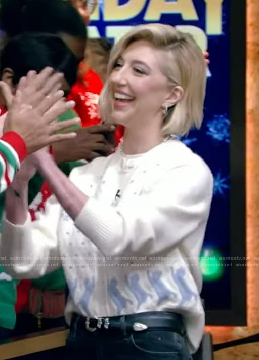 Heidi Gardner’s white fairisle print sweater on Live with Kelly and Mark