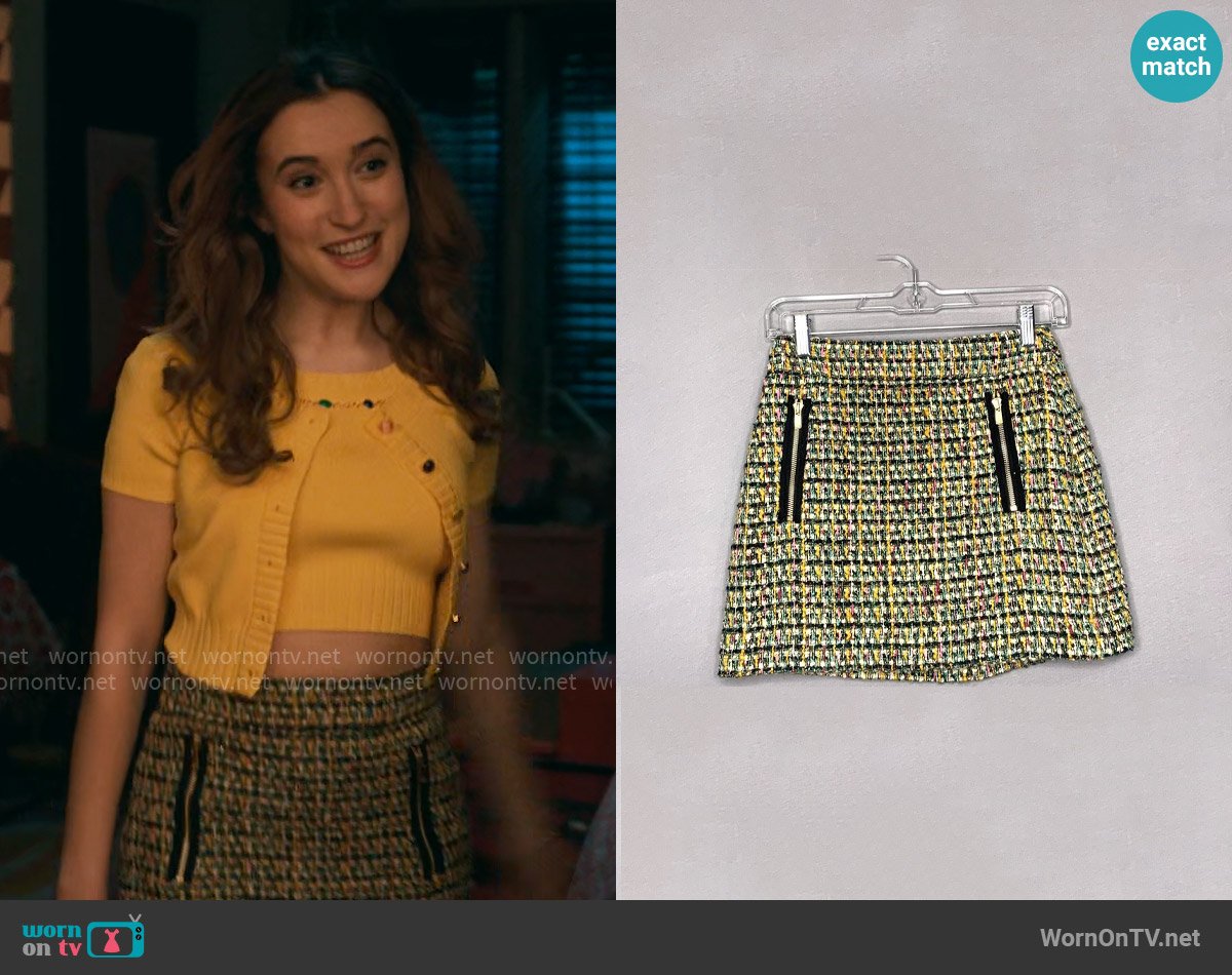 J. Crew Tweed Mini Skirt worn by Kacey (Gracie Lawrence) on The Sex Lives of College Girls