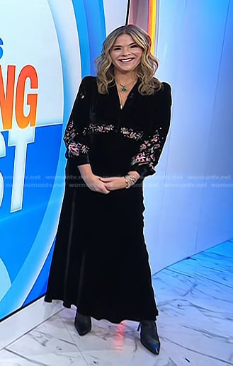 Jenna's black floral embroidered dress on Today