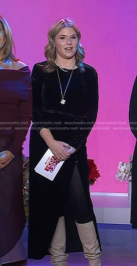 Jenna's black velvet gathered dress on Today