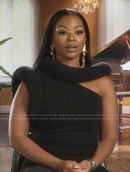 Keiarna's black confessional dress on The Real Housewives of Potomac