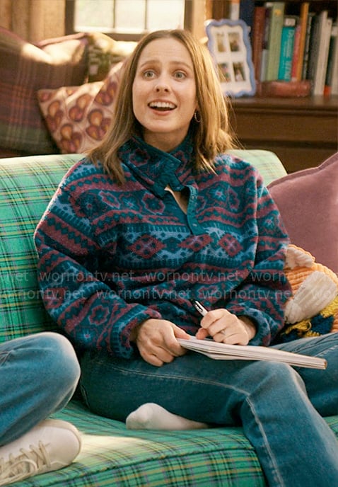 Kimberly's blue and purple printed fleece pullover on The Sex Lives of College Girls