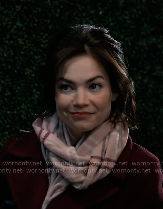 Elizabeth’s pink plaid scarf on General Hospital