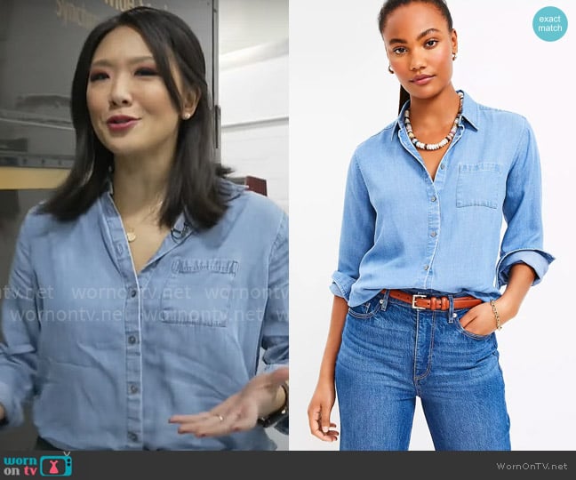 Loft Chambray Everyday Relaxed Pocket Shirt worn by Nancy Chen on CBS Mornings